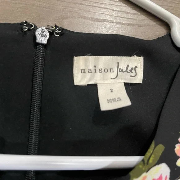 Maison Jules Women's Black Floral Sleevless dress, size 2 - Picture 5 of 9